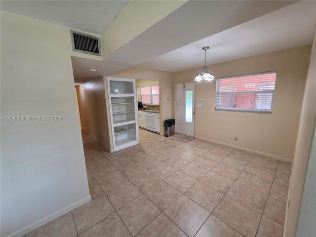 6130 Funston St N, Hollywood, FL 33023