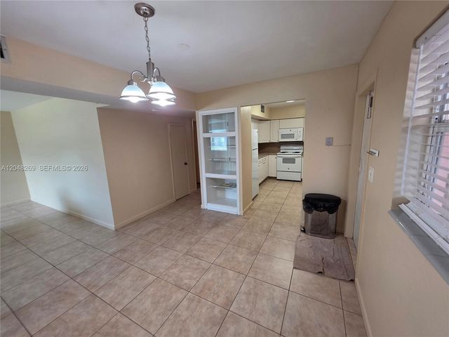 6130 Funston St N, Hollywood, FL 33023