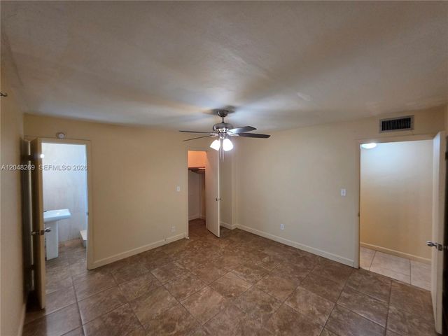 6130 Funston St N, Hollywood, FL 33023
