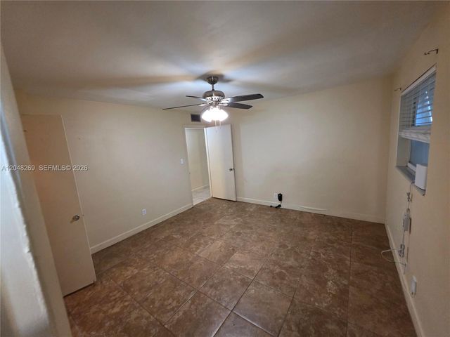 6130 Funston St N, Hollywood, FL 33023