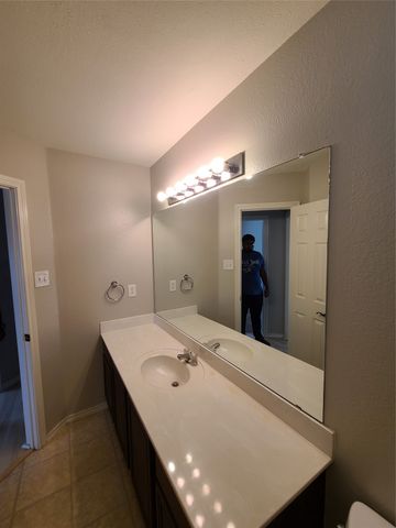 1101 Hidden Glade Drive, Mansfield, TX 76063