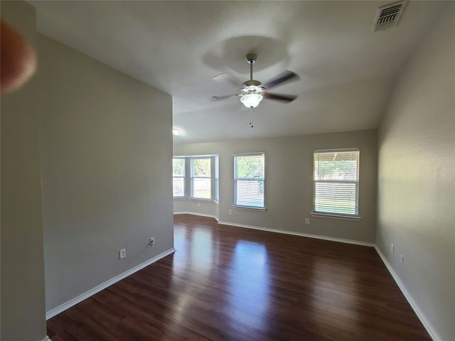 1101 Hidden Glade Drive, Mansfield, TX 76063