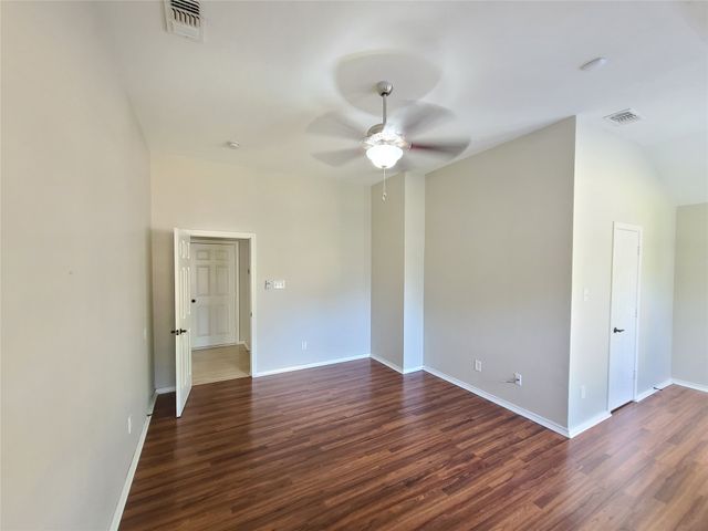 1101 Hidden Glade Drive, Mansfield, TX 76063