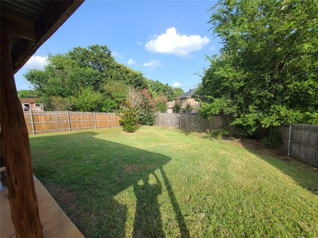 1101 Hidden Glade Drive, Mansfield, TX 76063