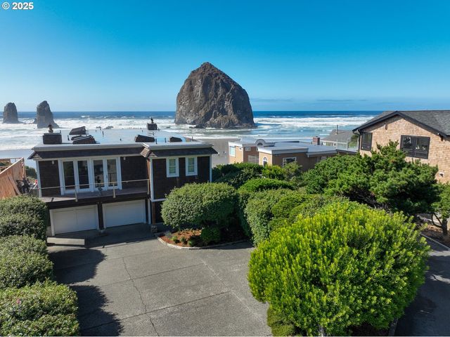 1880 PACIFIC St, Cannon Beach, OR 97110