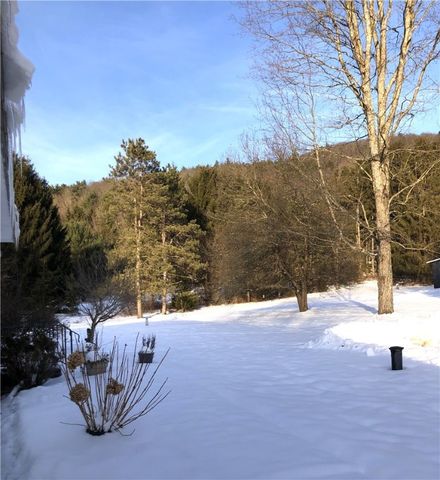 137 Shagbark Lane, Oneonta, NY 13820