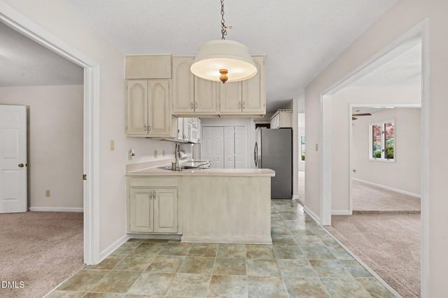 108 Pinnacle Court, Seven Lakes, NC 27376
