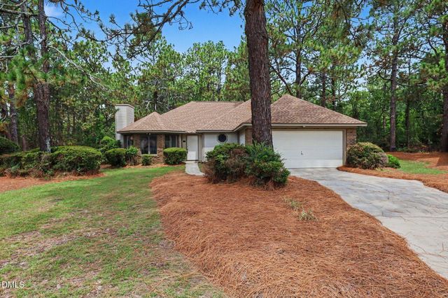 108 Pinnacle Court, Seven Lakes, NC 27376