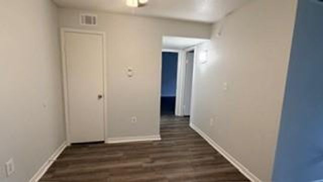 2101 Mustang Road, Alvin, TX 77511