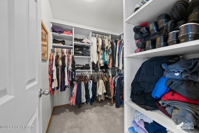 1020 Bentree Circle, Anchorage, AK 99504