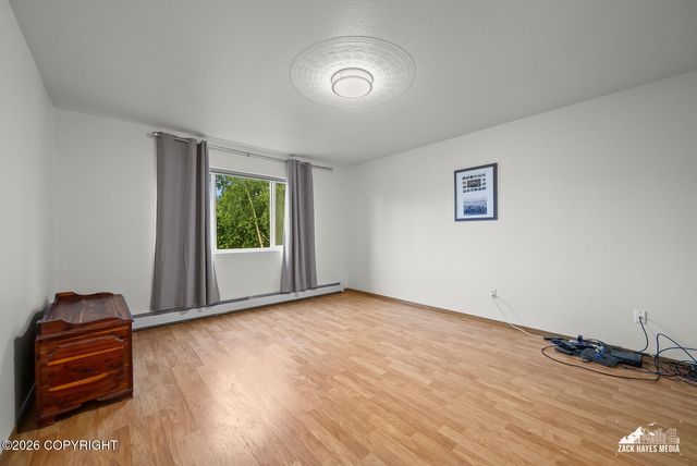 1020 Bentree Circle, Anchorage, AK 99504