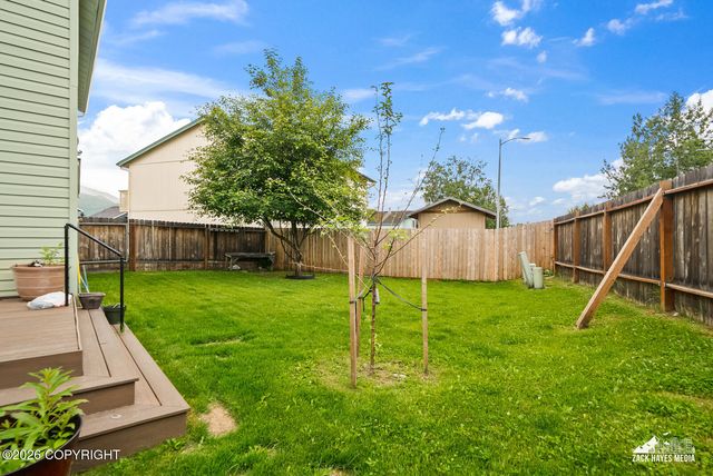 1020 Bentree Circle, Anchorage, AK 99504