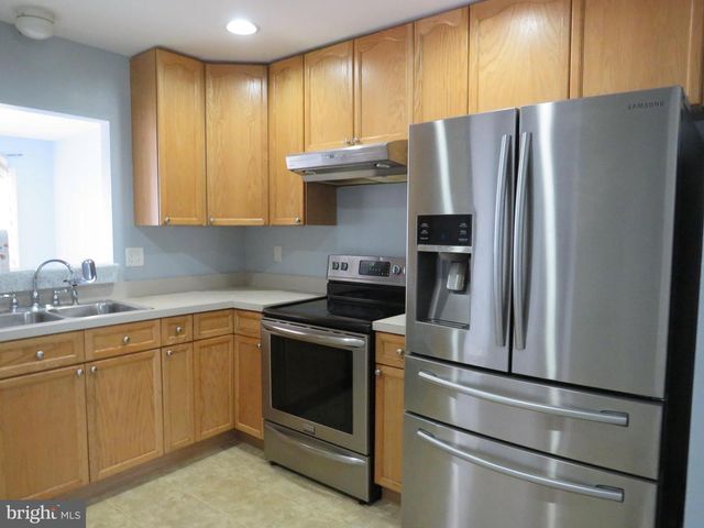 46 DESERT ROSE WAY, Martinsburg, WV 25404