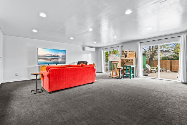 2999 Diane Street, Ashland, OR 97520