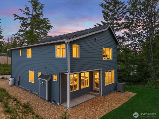 9022 53rd Avenue W, Mukilteo, WA 98275