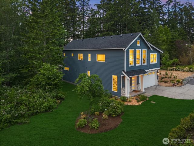 9022 53rd Avenue W, Mukilteo, WA 98275