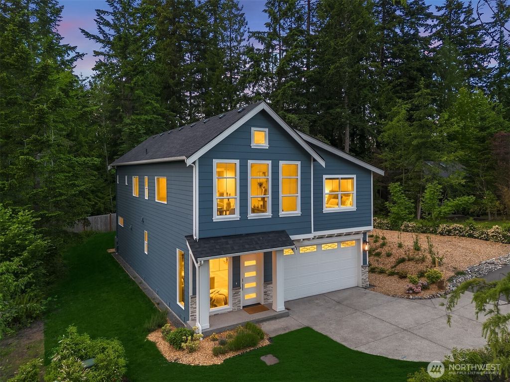 9022 53rd Avenue W, Mukilteo, WA 98275