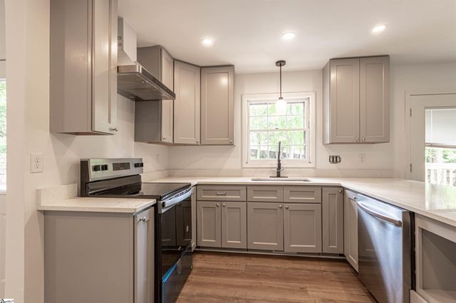 203 Rosebay Drive, Greenville, SC 29615