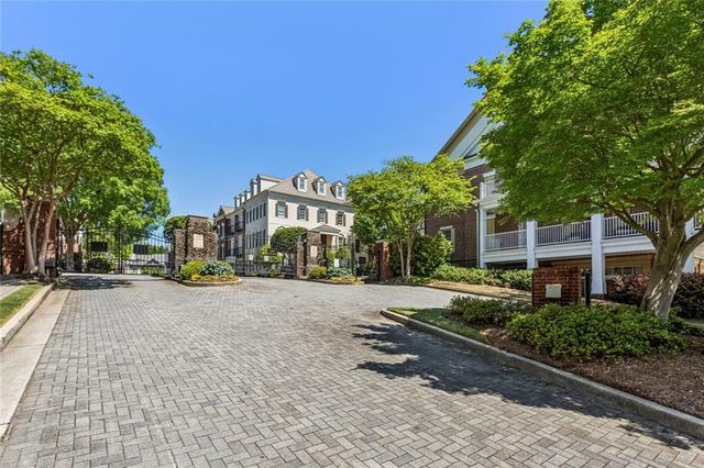 2220 Edgartown SE, Smyrna, GA 30080