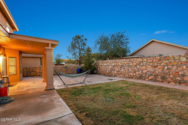 405 Santorini Court, Socorro, TX 79927