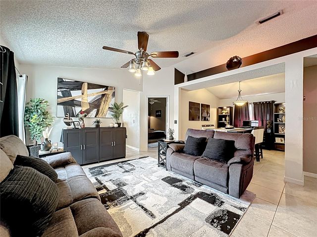 901 BELLA VISTA WAY, Orlando, FL 32825