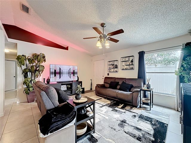 901 BELLA VISTA WAY, Orlando, FL 32825