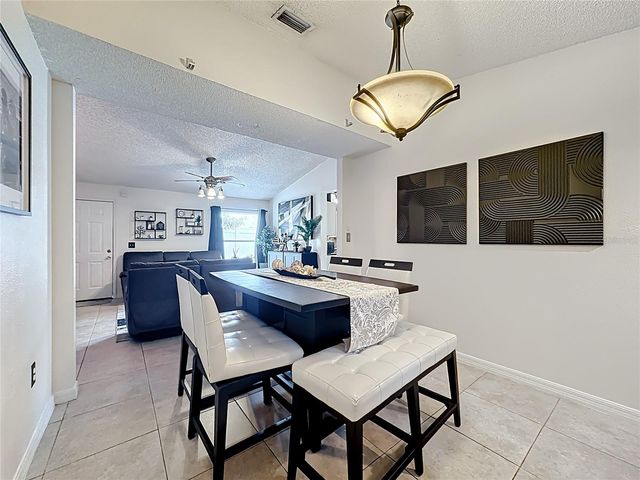 901 BELLA VISTA WAY, Orlando, FL 32825