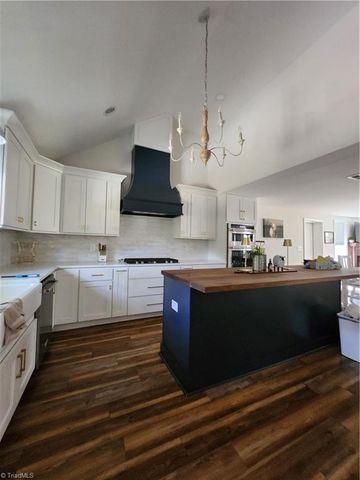 5816 Trotter Country Road, Archdale, NC 27263