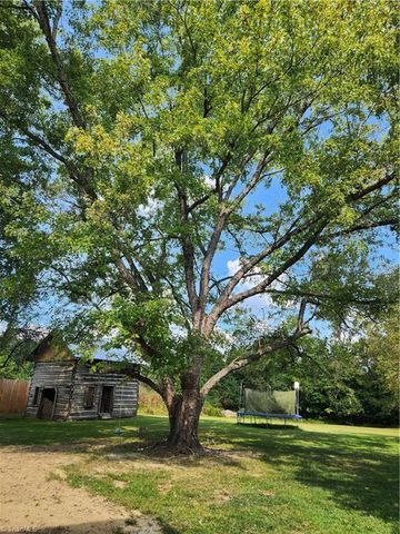 5816 Trotter Country Road, Archdale, NC 27263