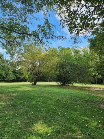 5816 Trotter Country Road, Archdale, NC 27263