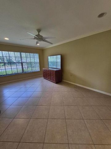 1459 Captains Walk 31 A, Fort Pierce, FL 34950