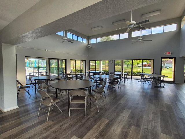 1459 Captains Walk 31 A, Fort Pierce, FL 34950