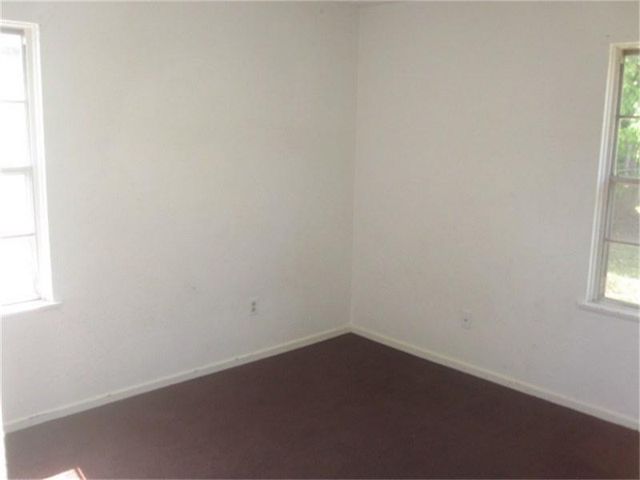 5422 Thrush Drive, Houston, TX 77033