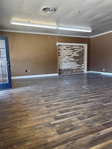 919 Halsell, Bridgeport, TX 76426