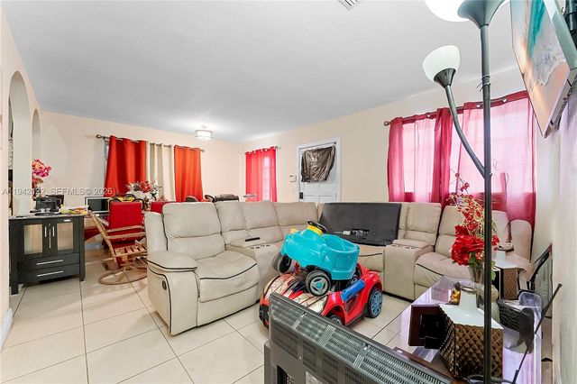 14700 SW 302nd St, Homestead, FL 33033