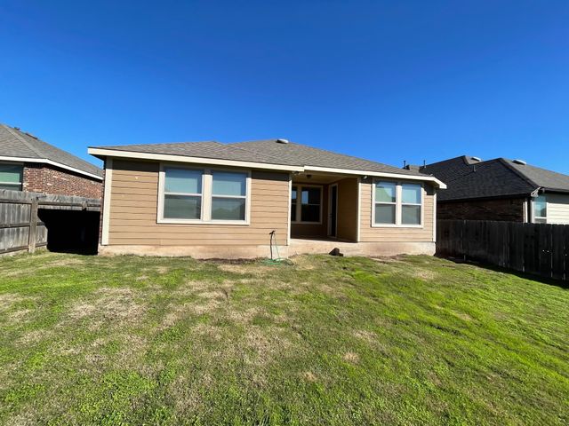 5833 Casstello DR, Round Rock, TX 78665