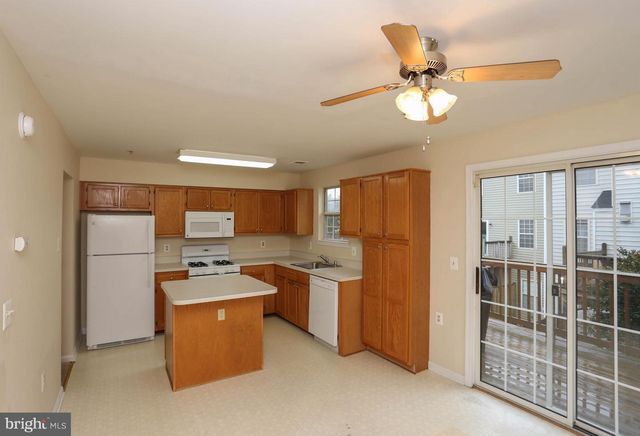 1913 PAWLET DR, Crofton, MD 21114