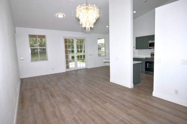853 SAND CREEK Circle, Weston, FL 33327