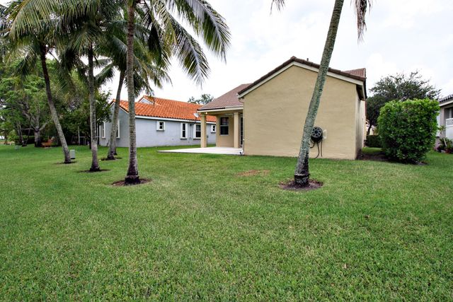 853 SAND CREEK Circle, Weston, FL 33327