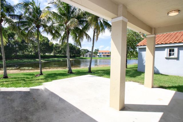 853 SAND CREEK Circle, Weston, FL 33327