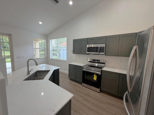 853 SAND CREEK Circle, Weston, FL 33327