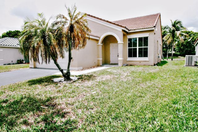 853 SAND CREEK Circle, Weston, FL 33327
