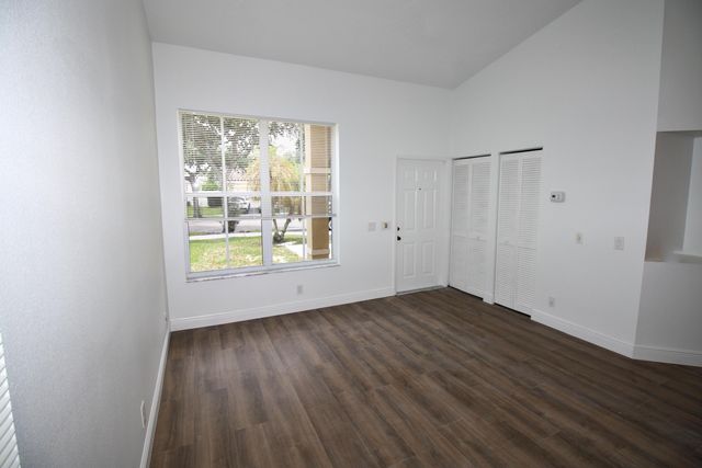 853 SAND CREEK Circle, Weston, FL 33327