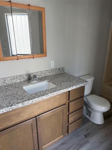 3211 Keller St Street, Bacliff, TX 77518