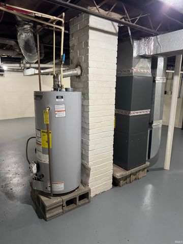 1152 E Chandler Avenue, Evansville, IN 47714