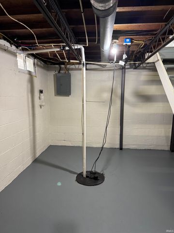 1152 E Chandler Avenue, Evansville, IN 47714