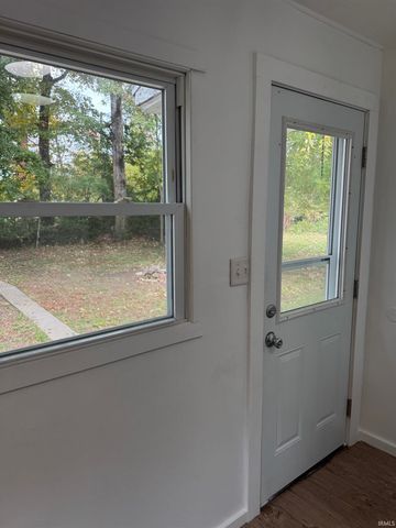 1152 E Chandler Avenue, Evansville, IN 47714