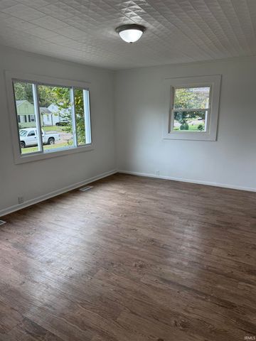 1152 E Chandler Avenue, Evansville, IN 47714