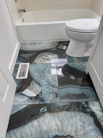 1152 E Chandler Avenue, Evansville, IN 47714