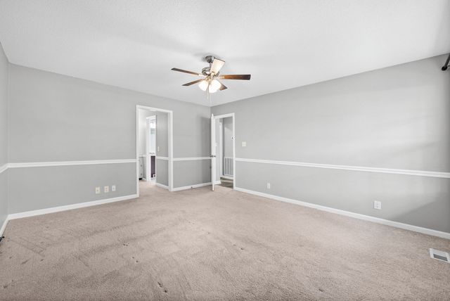 718 Jace Dr, Clarksville, TN 37040